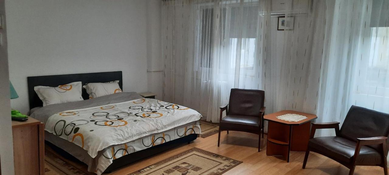Ultracentral Free Private Parking Ploieşti Esterno foto